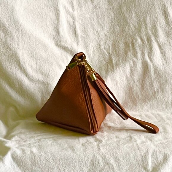 Unique Triangle-Shaped Camel Brown Leather Purse - Picture 6 of 7
